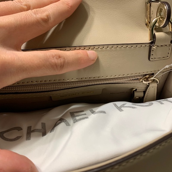 NWT Michael Kors - Picture 5 of 8